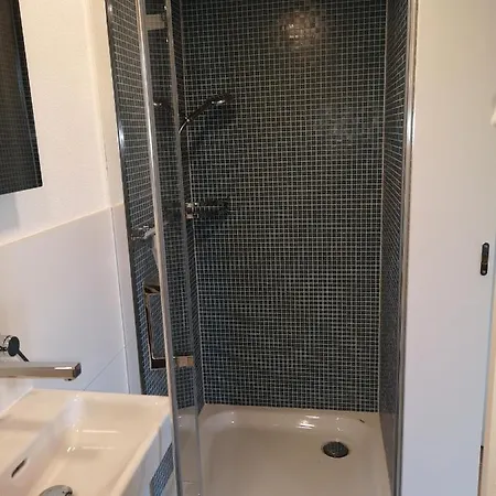 Stilvolles Mit Badezimmer
